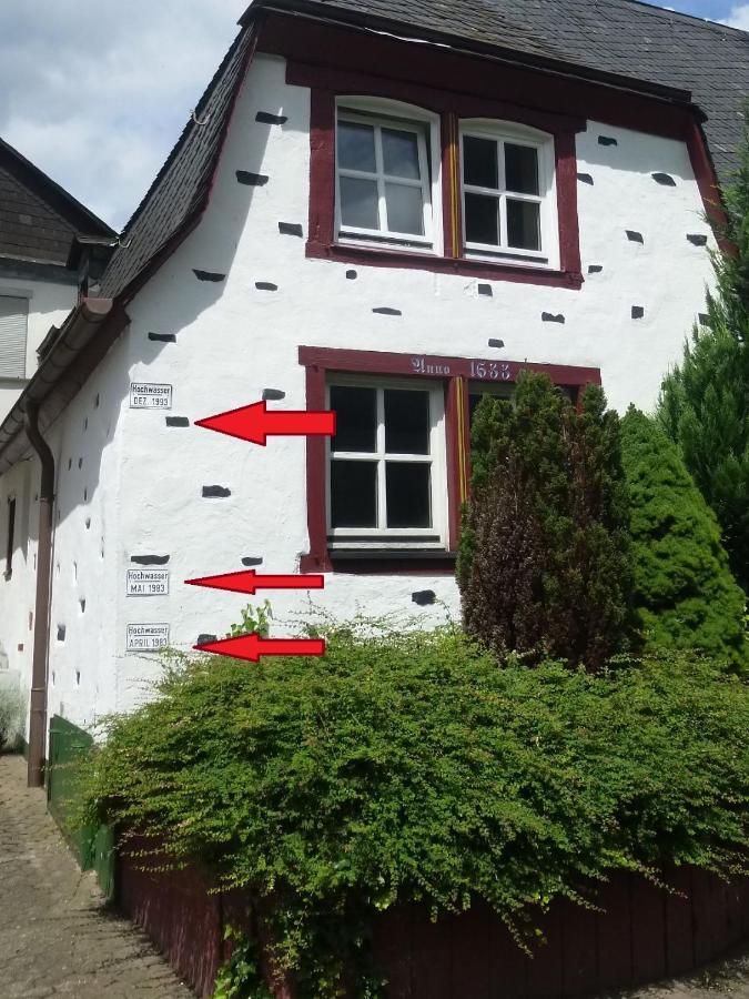 Ferienwohnung Altes Fährhaus an der Mosel anno1633 Traben-Trarbach Exterior foto